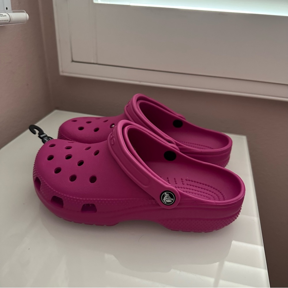 Magenta Crocs NWT